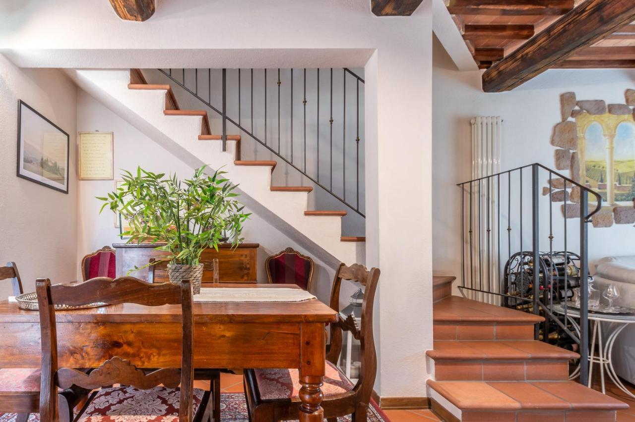 Tuscany Balcony: Crete Senesi Casetta Екстериор снимка